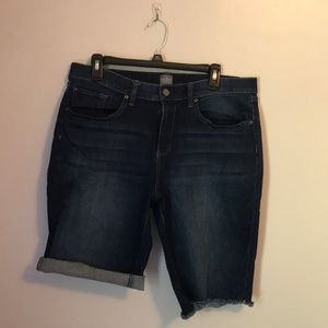 NY&C Bermuda Boyfriend Shorts